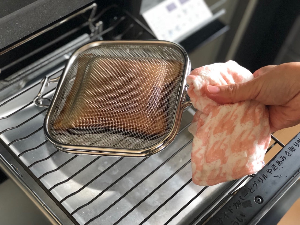 オークス レイエ グリルホットサンドメッシュで作る<br>ツナメルト ホットサンド