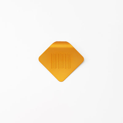 tsuboe(ツボエ) irogami ひとひらのおろし金 イエローゴールド