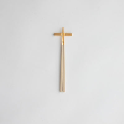 Cutipol(クチポール) KUBE(キューブ) アイボリー×ゴールド チョップスティック(箸置付)