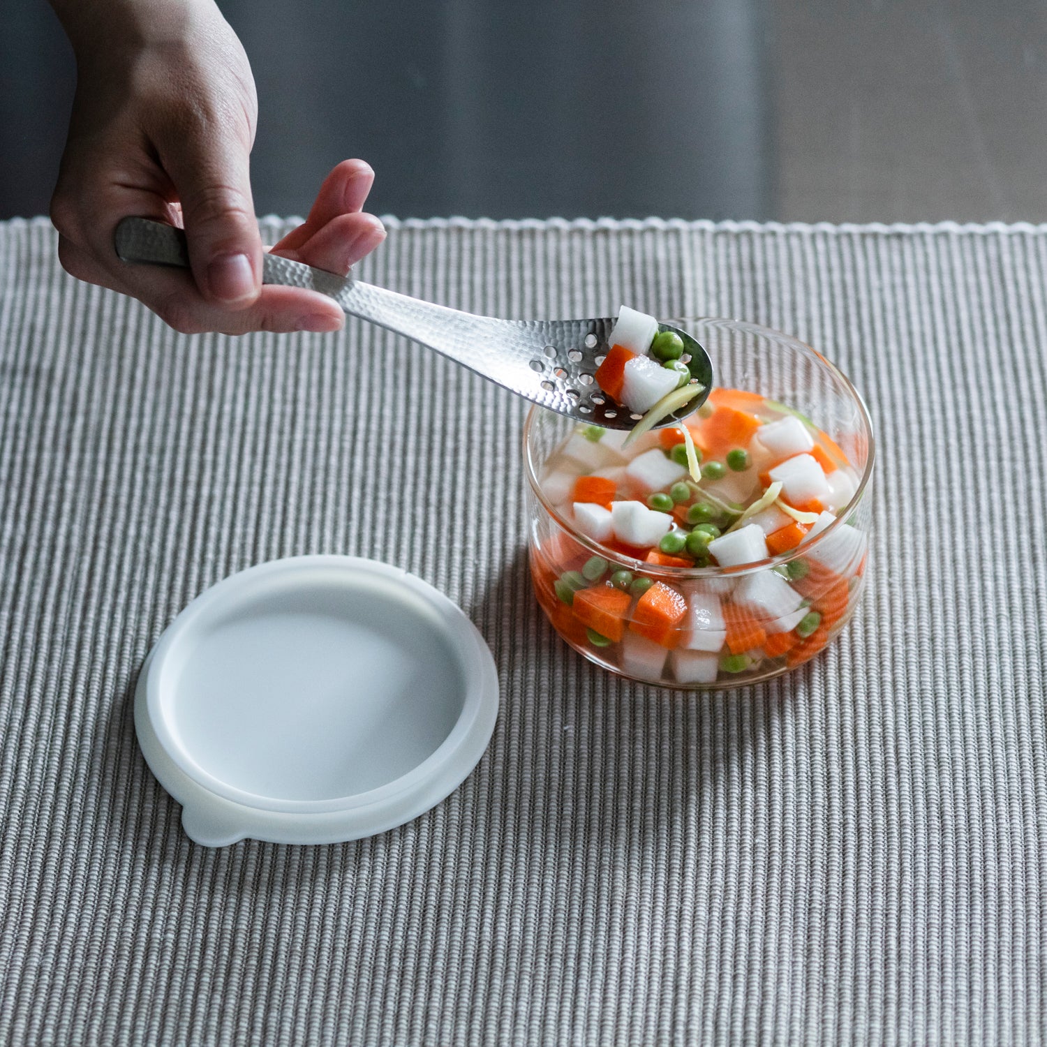 にちにち道具 つちめ レンゲスプーン穴あき |キッチン用品通販サイト Y