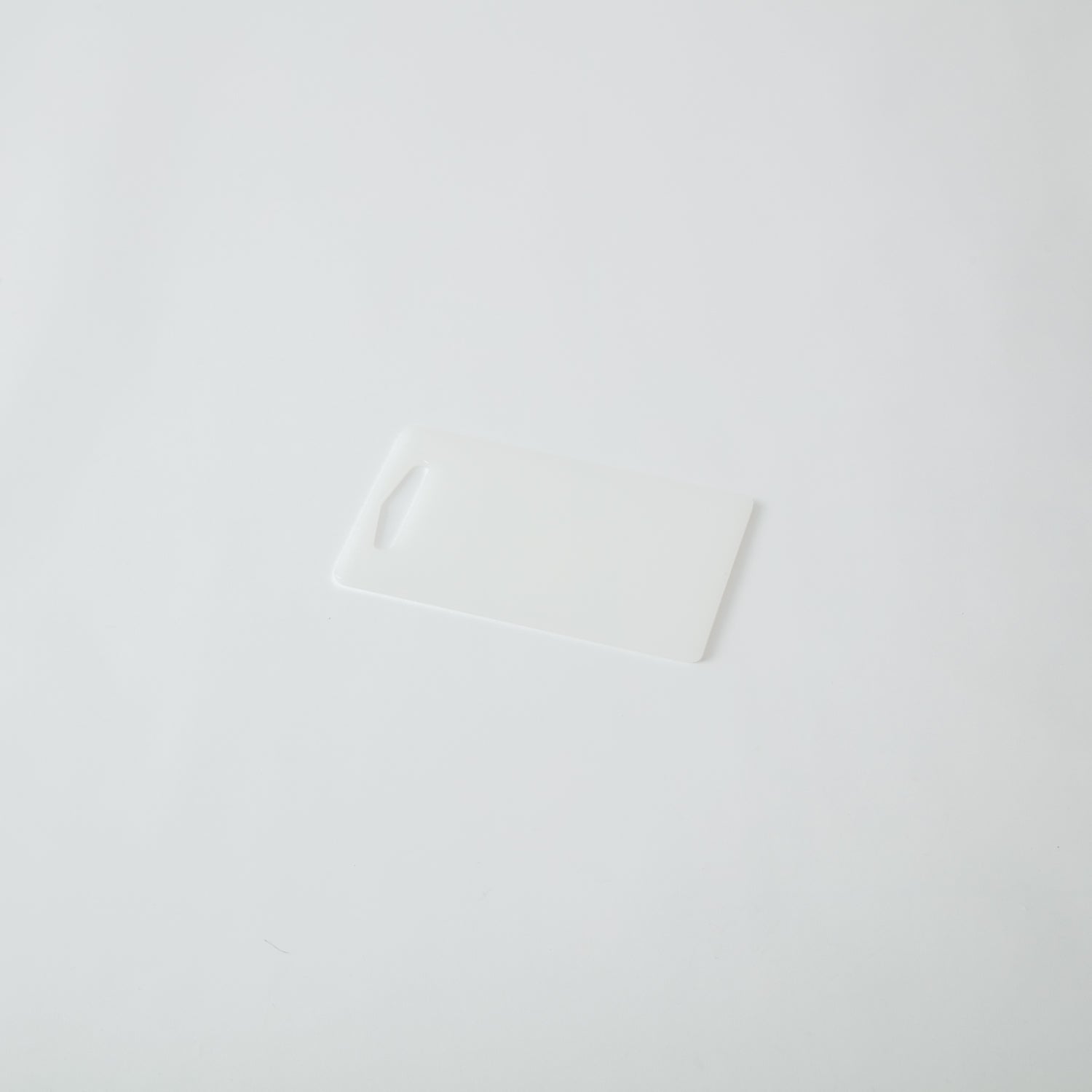 ダロプラスト カッティングボード ホワイト |キッチン用品通販サイト Y