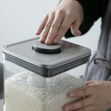 OXO(オクソー) ステンレスポップコンテナ 米びつセット (ビッグスクエアミディアム+ライスカップ)(3.6kg保存)【当店限定】
