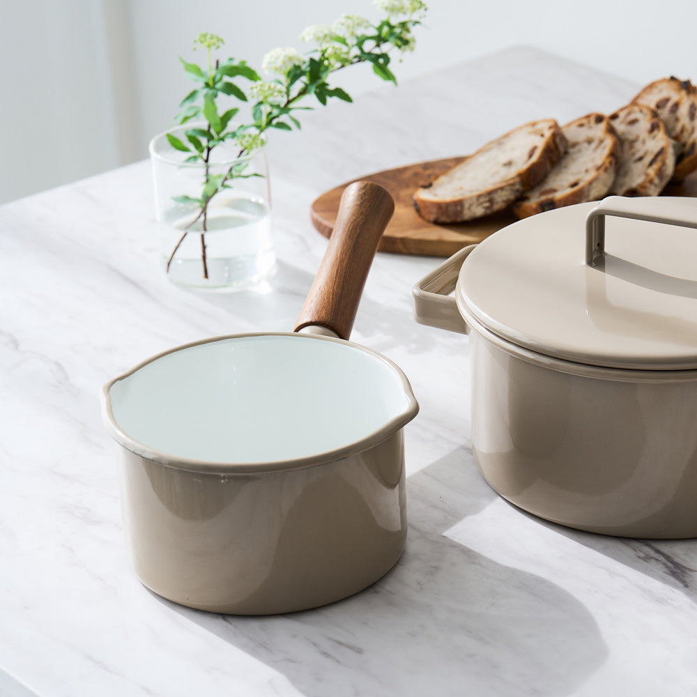 0006_02_1000x.jpg?v=1716187912