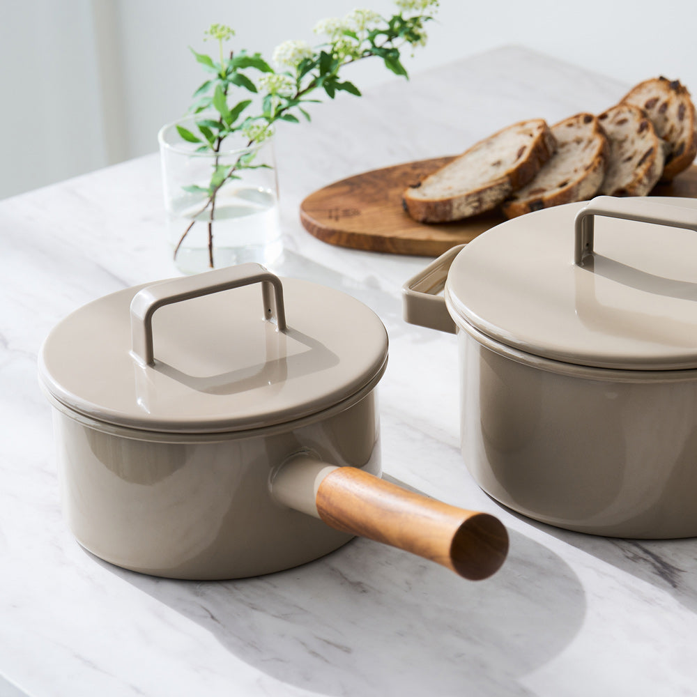 送料込み】365methods ソースパン16cm カフェオレ YY-16S.BE |キッチン