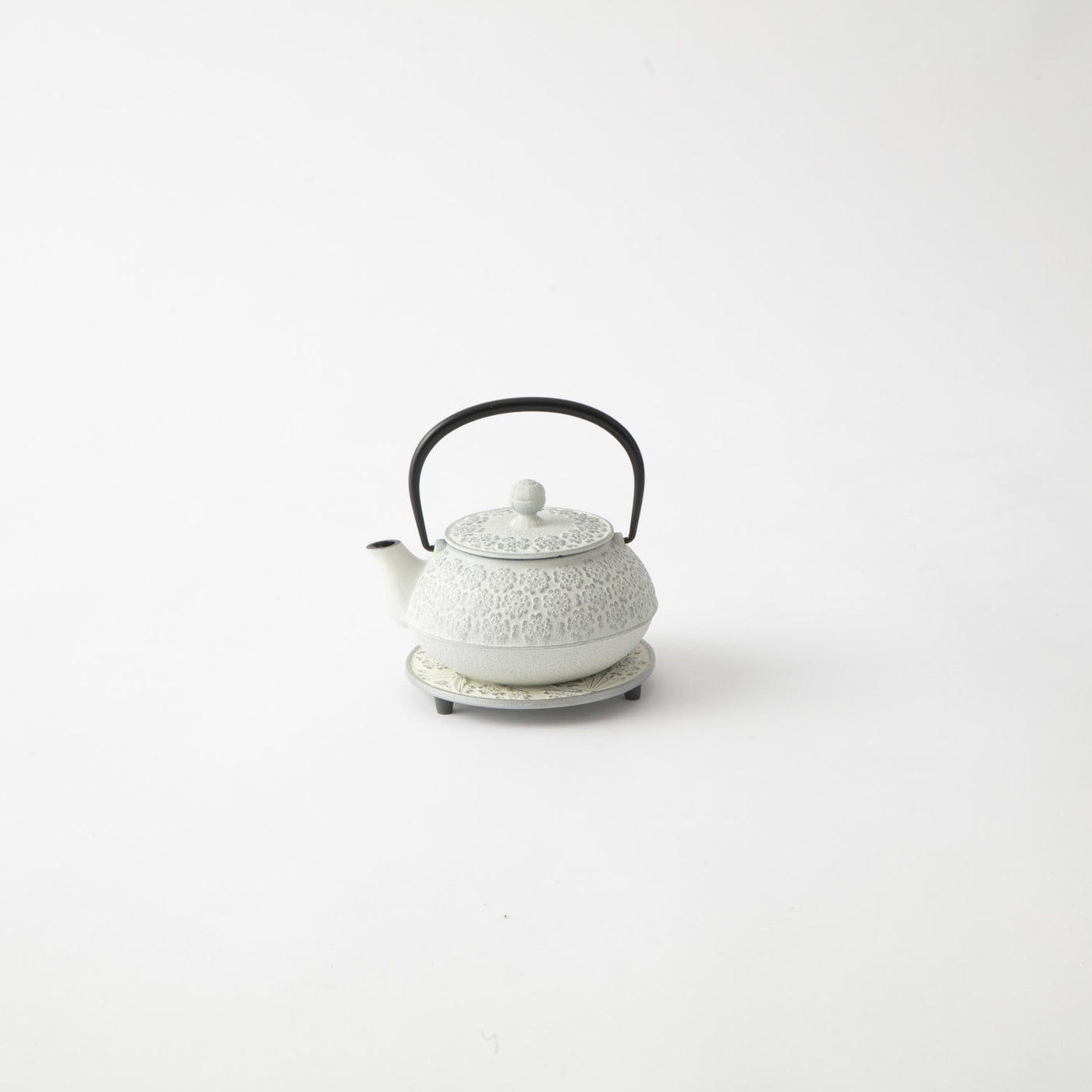 岩鋳 釜敷 丸 サクラ 銀/麻色 |キッチン用品通販サイト Y.YACHT