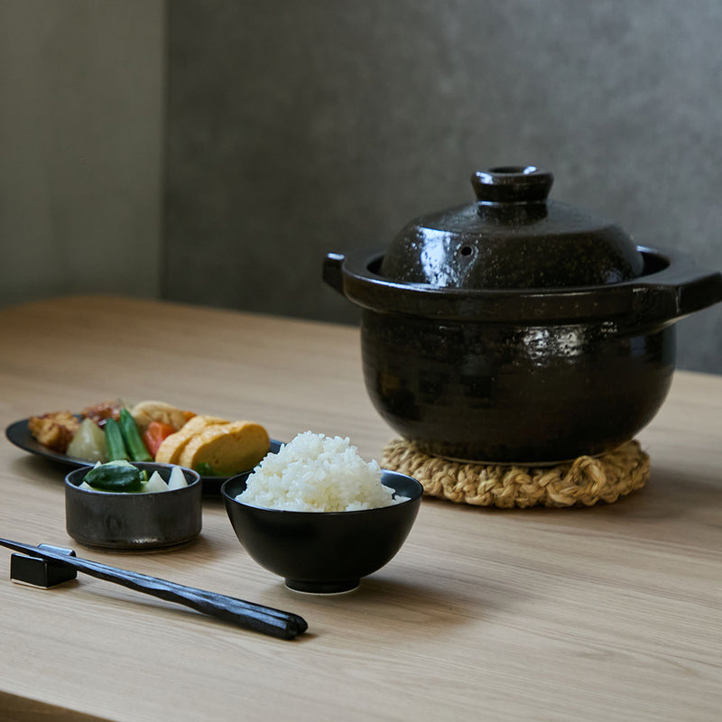 にちにち道具 ごはん鍋 3合炊き （黒飴釉）