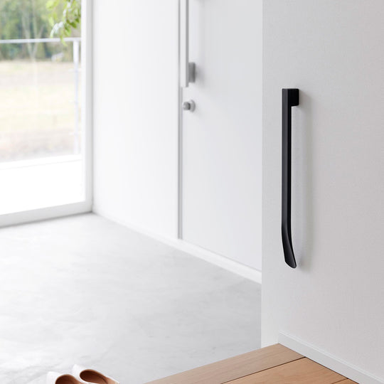 tower（タワー）マグネットで付けるウォール靴ベラ 石こうボード壁対応 ブラック