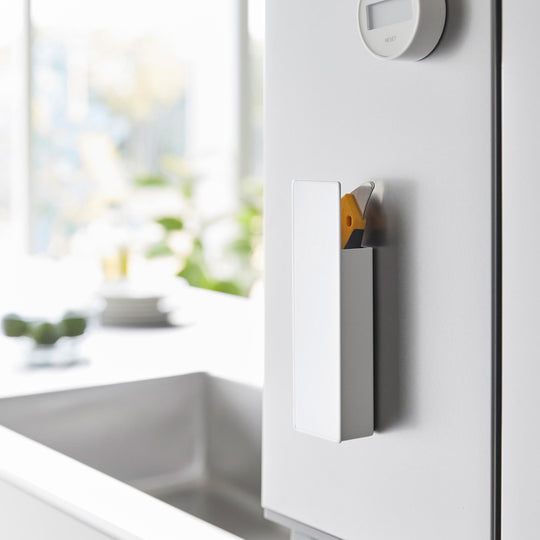 tower（タワー）隠せるマグネットカッターホルダー ホワイト