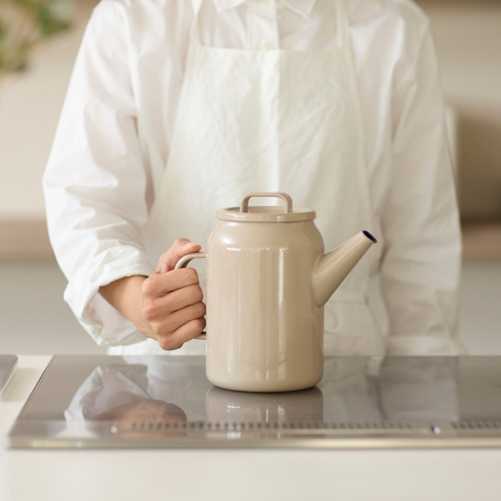 山形⇔上ノ山　ホーロー製サボ　【クリーム色】 365methods ホーローケトル myPOT カフェオレ(ベージュ) YY-MY1.6K.BE