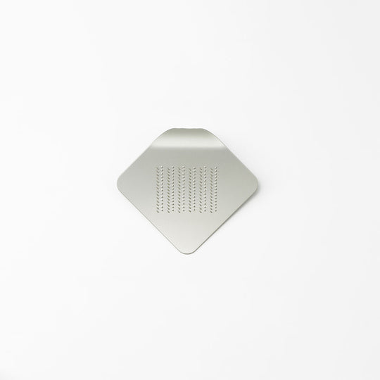 tsuboe(ツボエ) irogami ひとひらのおろし金 サテンシルバー