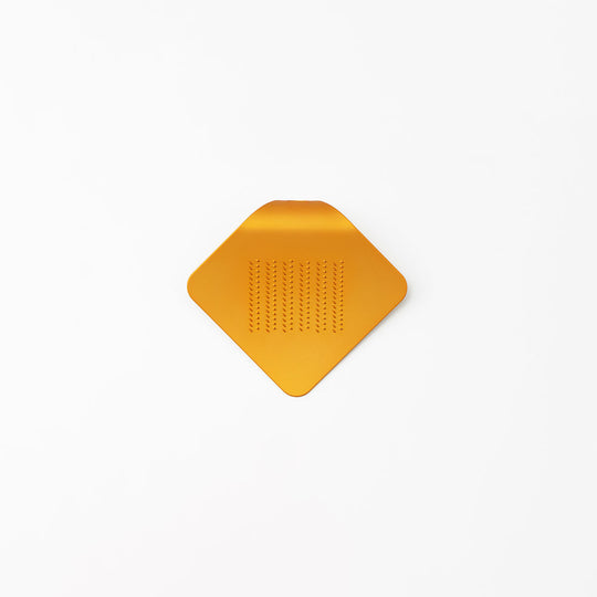 tsuboe(ツボエ) irogami ひとひらのおろし金 イエローゴールド