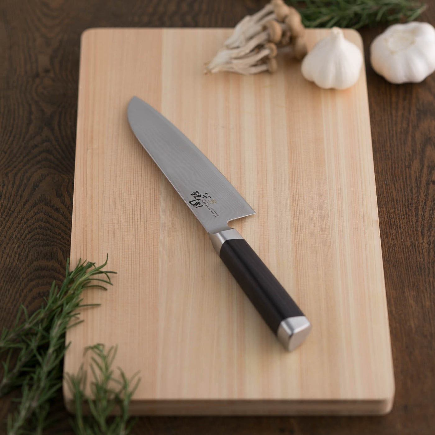 貝印 関孫六 ダマスカス 三徳 165mm 000AE5200 |キッチン用品通販