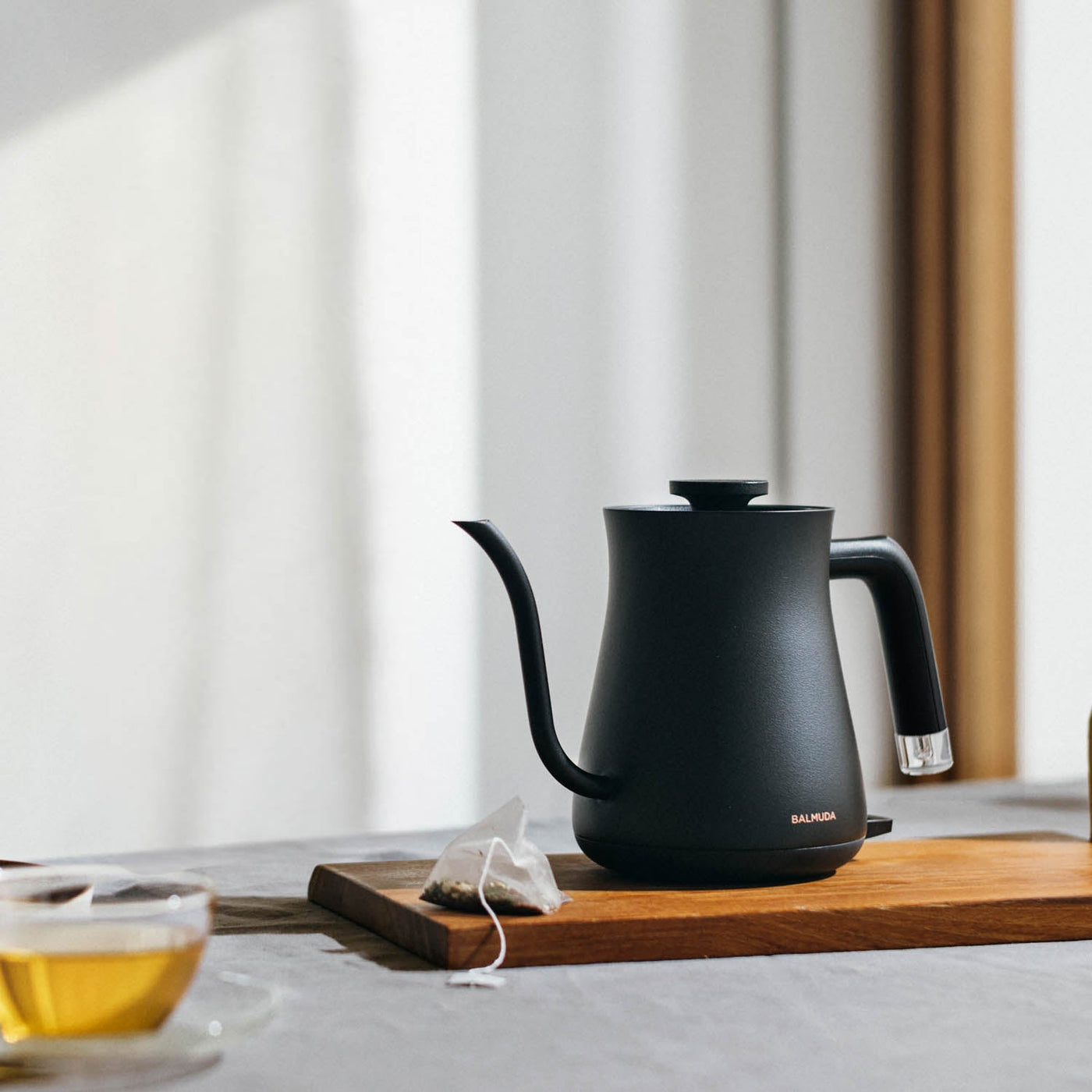 キッチン家電 BALMUDA The Pot KT01JP - BK 電気ケトル BALMUDA The Pot（バルミューダ ザ・ポット） ブラック