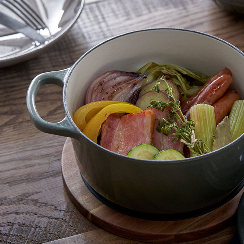 LE CREUSET(ル・クルーゼ) EOS キャセロール 20cm タイム (ゴールドツマミ) |キッチン用品通販サイト Y.YACHT STORE