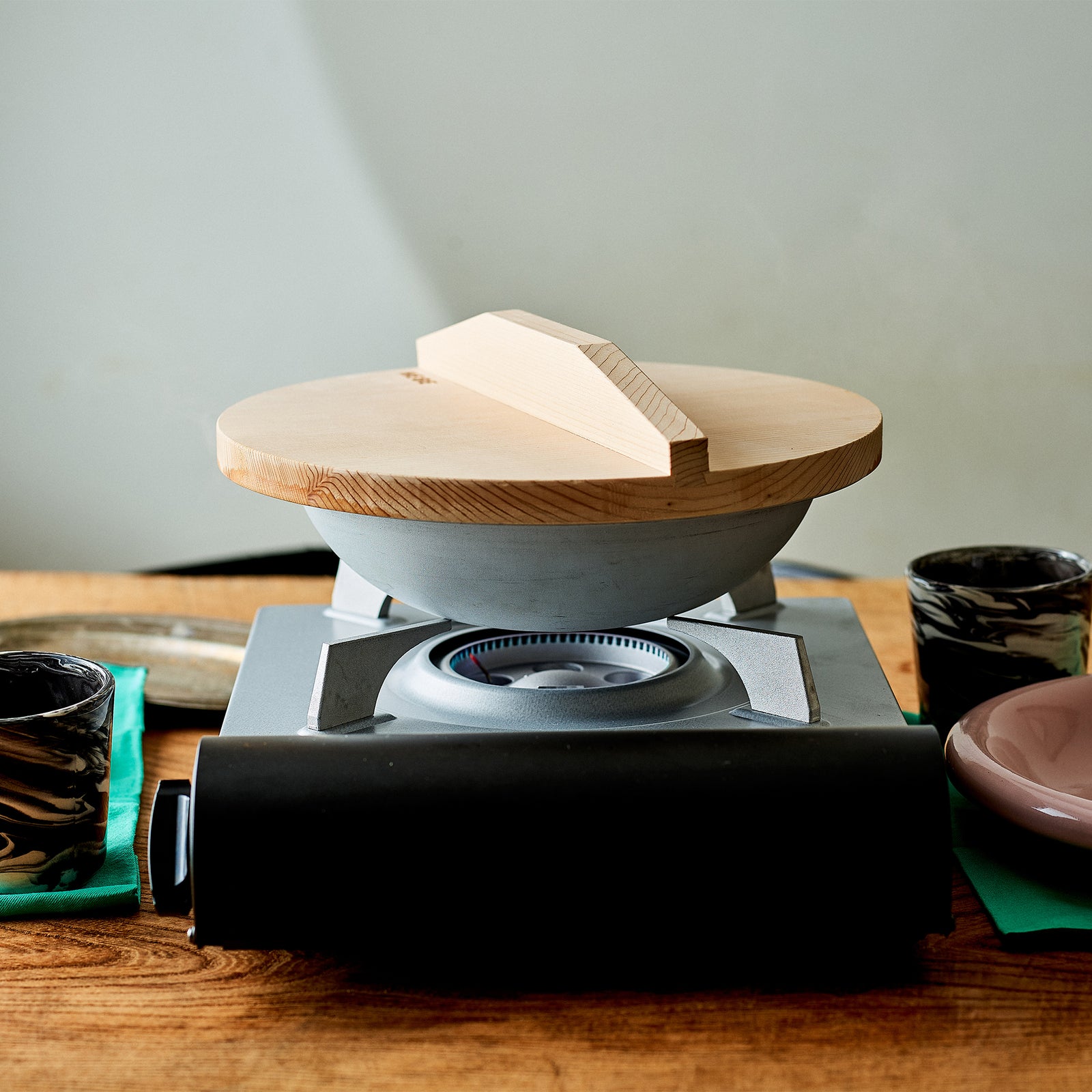 HEGE(ヘゲ) Ф250直火鍋(木蓋付き)Wrapping Set シルバー HEGE0074