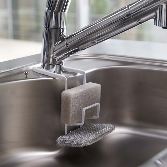 tower（タワー）蛇口にかけるスポンジホルダー ダブル ホワイト