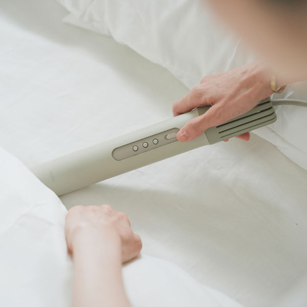 cado 布団乾燥機　FOEHN002 FOEHN 002｜世界最小級“ワンタッチ”ふとん乾燥機｜cado