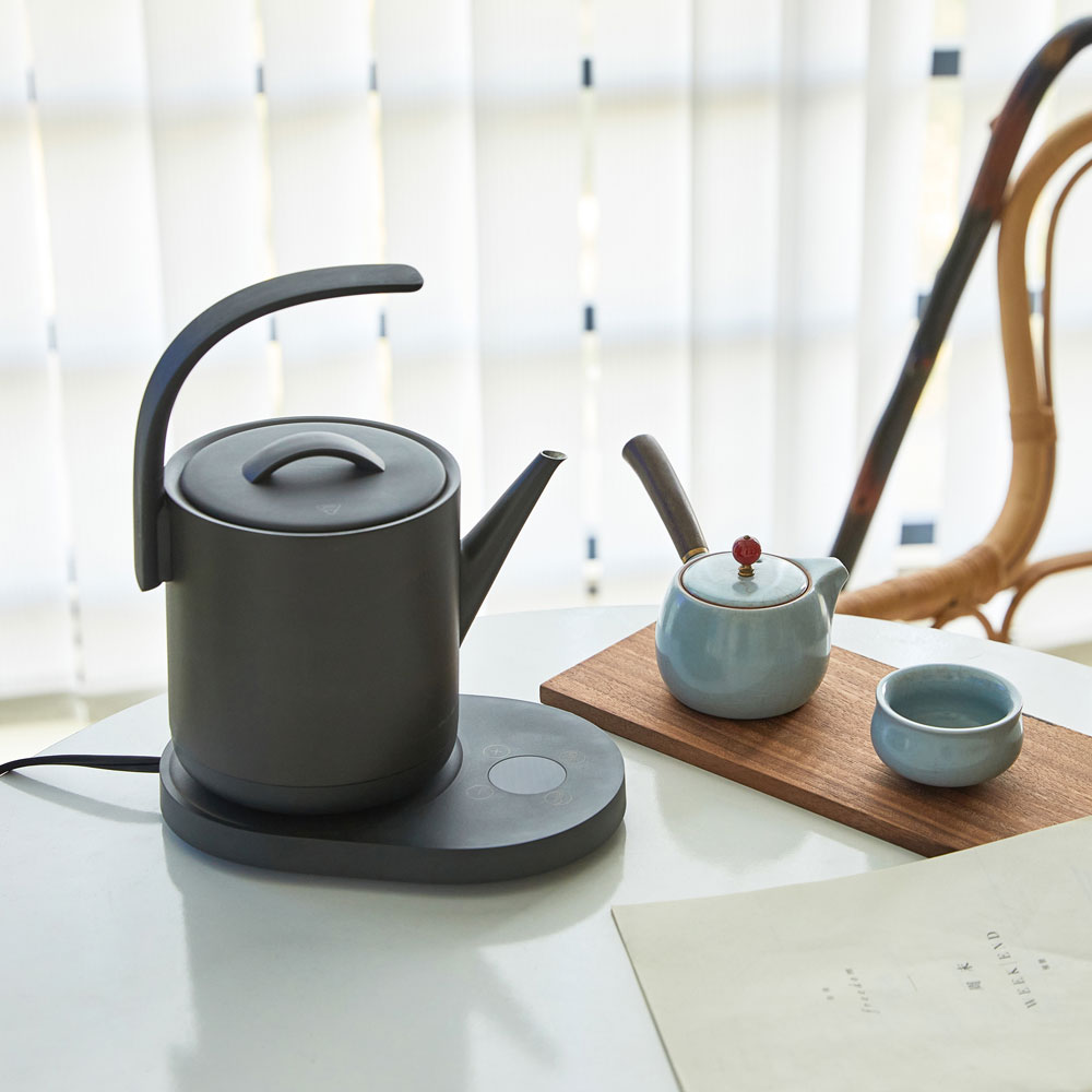 ル・クルーゼ サービングプレートS セピア 新品 不味かっ