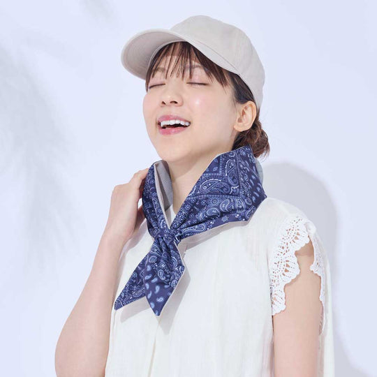 hieru（ヒエル）スカーフ氷のう ネイビー