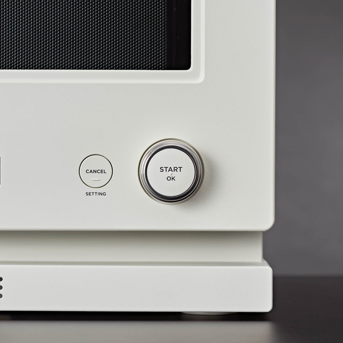 バルミューダ　ホワイト　 K09A-WH 2021年製 バルミューダホワイト K09A-WH 2021年製