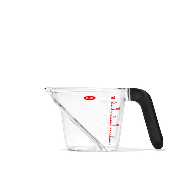 【送料込み】OXO（オクソー） アングルドメジャーカップ