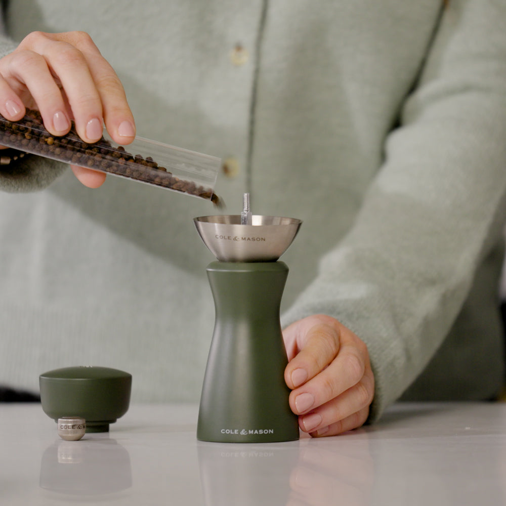 激レア！Gien 数量限定ソルトアンドペッパー 2005年製 シリアルナンバー付 Cole & Mason(コール＆メイソン) ケントン ソルト＆ペッパーミル