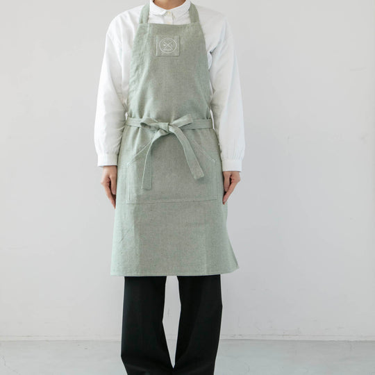 【SALE】WITLOFT(ウィットロフト) リサイクルコットン エプロン ピスタチオ