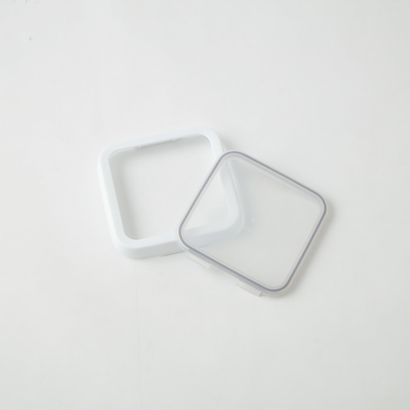 SALE】OXO(オクソー) ロックトップコンテナ Sスクエア |キッチン用品