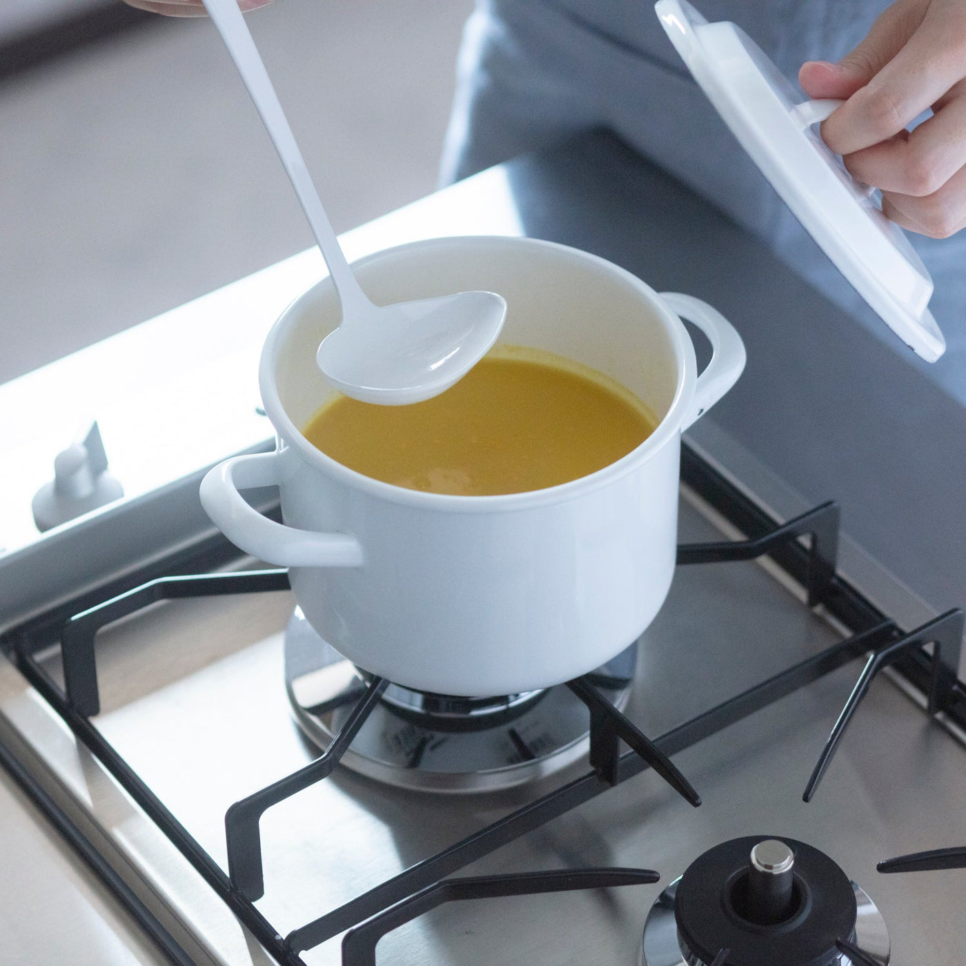 にちにち道具 キャセロール14cm シール蓋つき【当店限定】 |キッチン