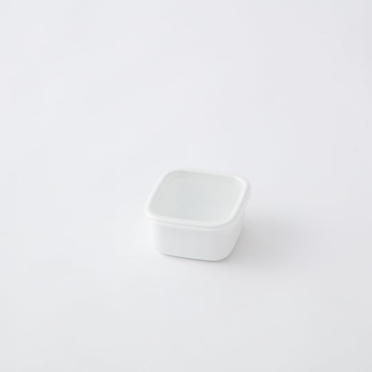 野田琺瑯  ホワイトシリーズ  スクウェア  シール蓋付