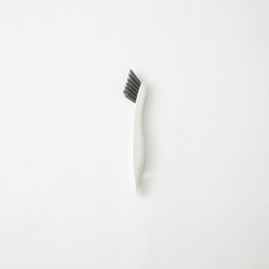 marna(マーナ) 掃除の達人 すみっこブラシ ホワイト