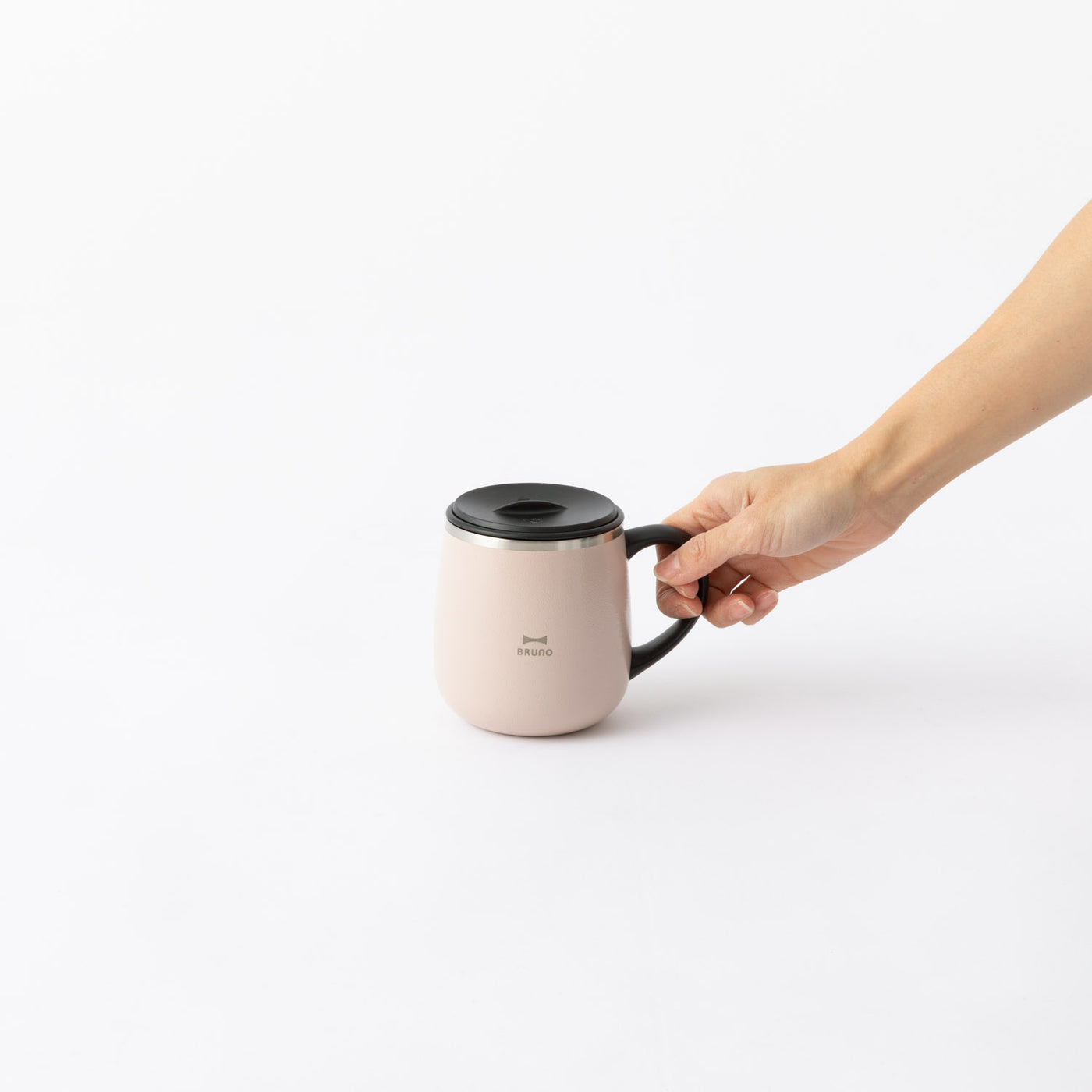 送料込み】BRUNO（ブルーノ） 蓋つきステンレスマグ short グレージュ