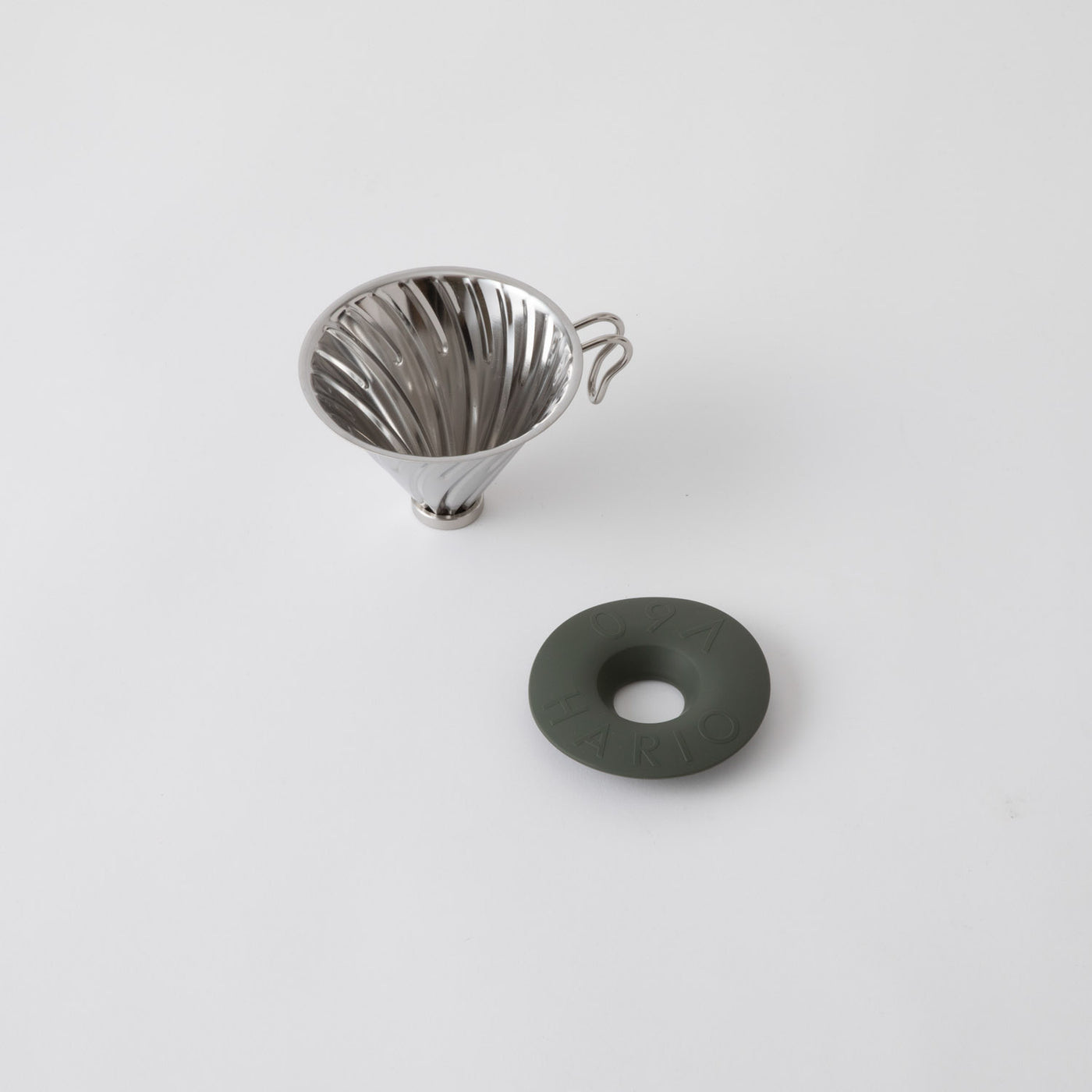 HARIO - HARIO ウォータードリッパー 2〜6杯用  V60メタルドリッパー付き Amazon｜HARIO (ハリオ) ウォータードリッパー ・ クリア 水出し