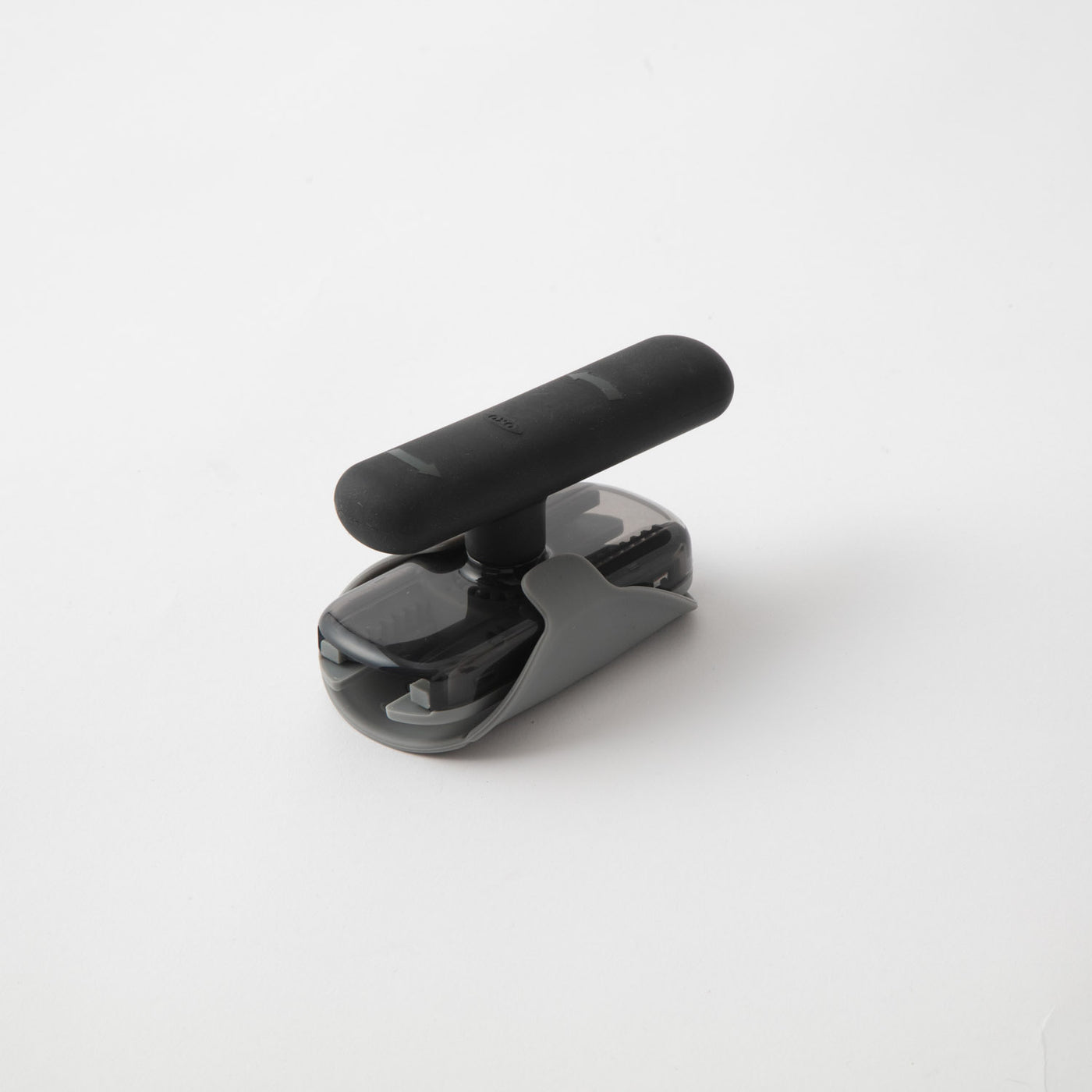 送料込み】OXO(オクソー) ビンオープナー ベースパッド付 11332200