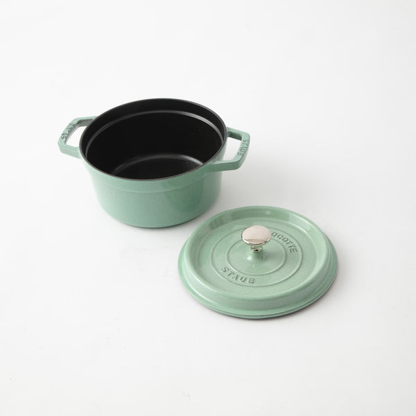 STAUB(ストウブ） ピコ・ココット ラウンド ボルドー |キッチン用品