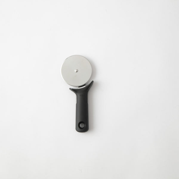 OXO(オクソー) ピザカッター 11300900 |キッチン用品通販サイト Y