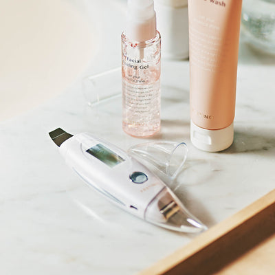 FESTINO(フェスティノ)  充電式 フェイシャル EMSピーリング ホワイト