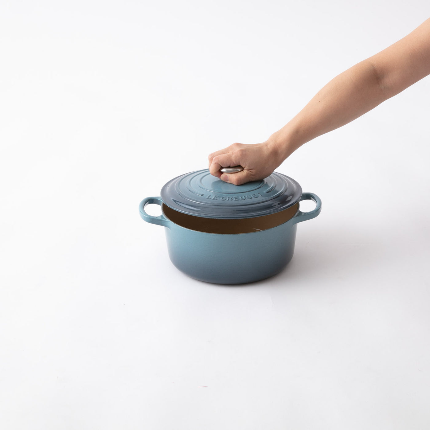 LE CREUSET(ル・クルーゼ) ココット・ロンド マリンブルー |キッチン用品通販サイト Y.YACHT STORE