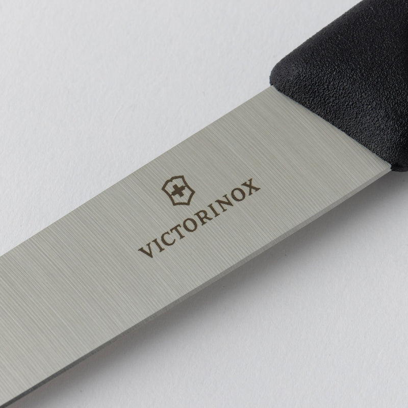 VICTORINOX（ビクトリノックス）スイスクラシック ペティナイフ ストレート レッド