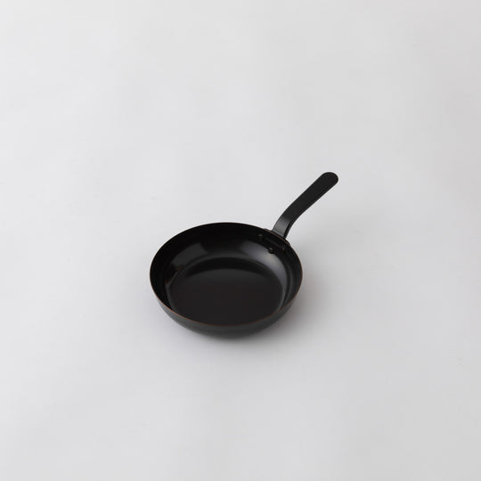 la base（ラバーゼ） 鉄フライパン